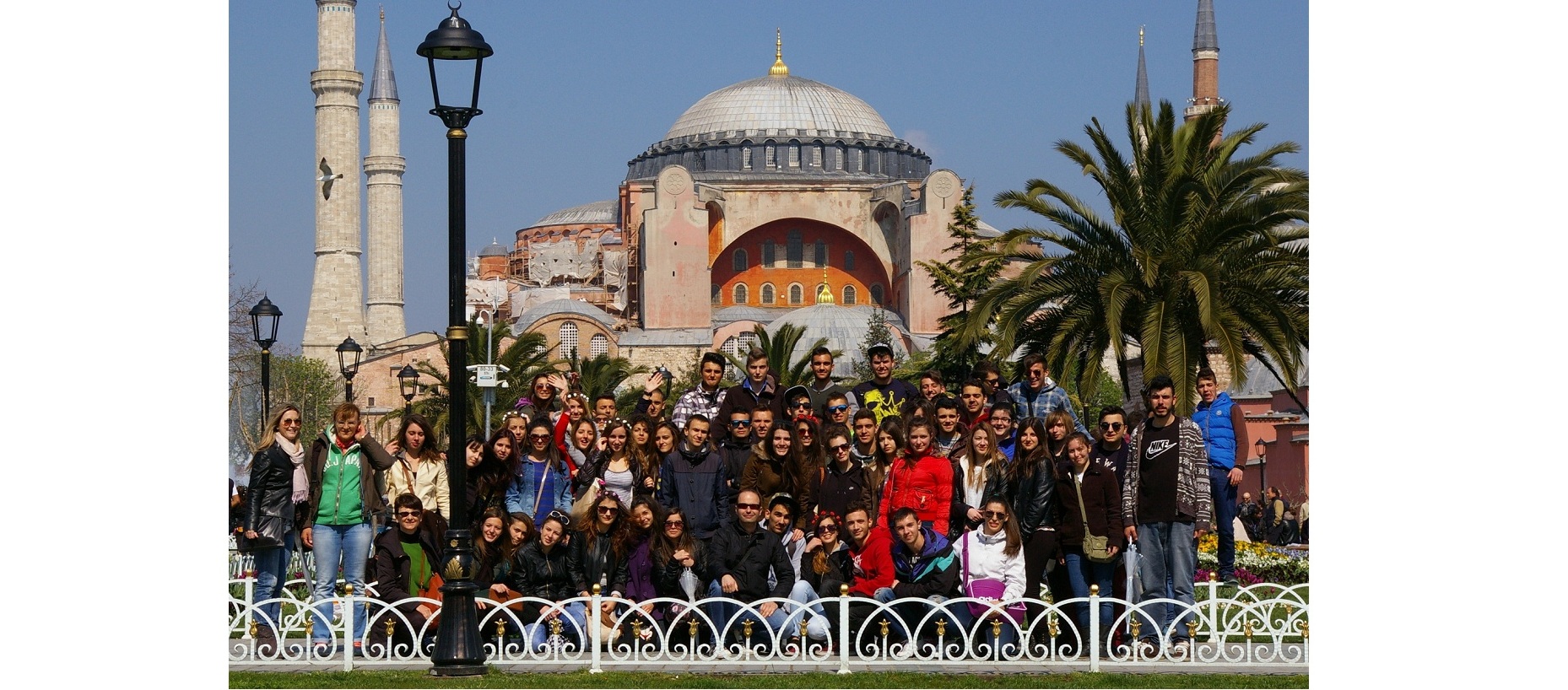 Β Λυκείου - Εκδρομή στην ΚωνσταντινούποληΗ Τάξη της Β Λυκείου πραγματοποίησε 4ήμερη εκδρομή στην Κωνσταντινούπολη απο 27-3-2014 εώς 30-3-2014.Διαβάστε περισσότερα